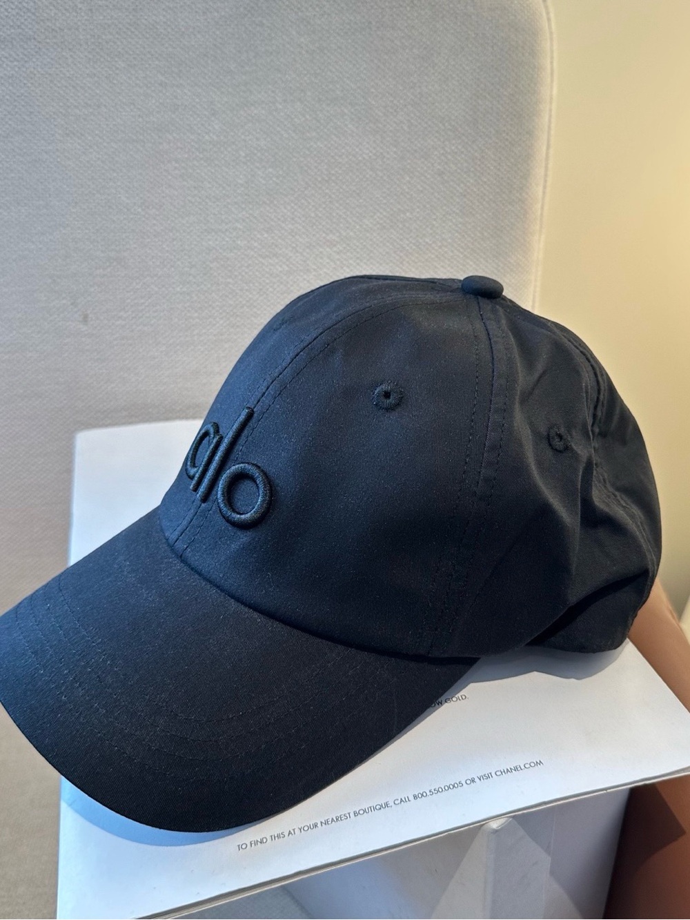 ALO Yoga Black Embroidered Logo Baseball Cap - Picture 3 of 5
